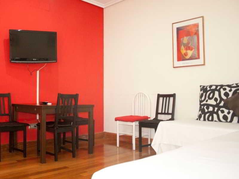 Gran Via Sol Apartamentos Madrid Esterno foto