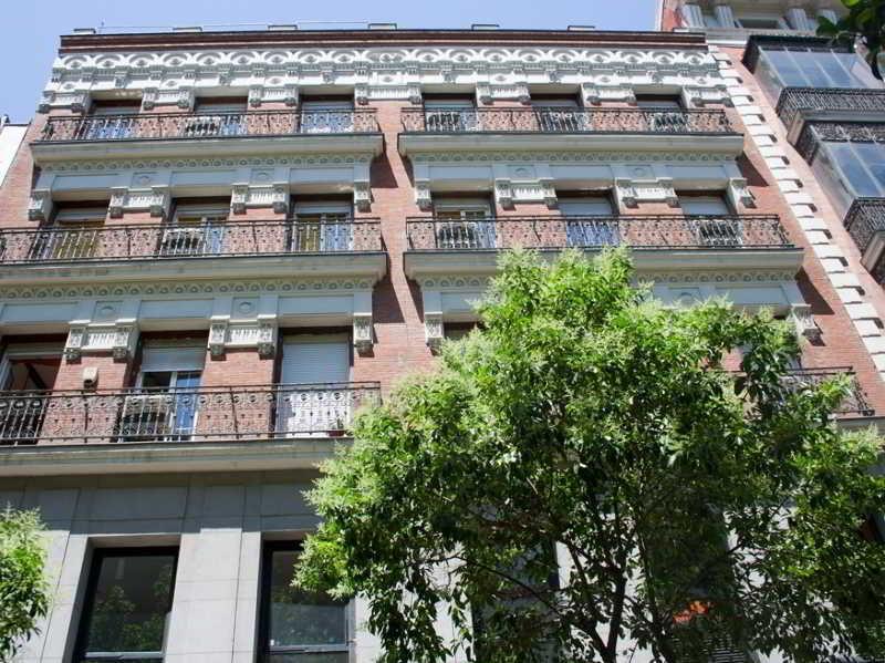 Gran Via Sol Apartamentos Madrid Esterno foto